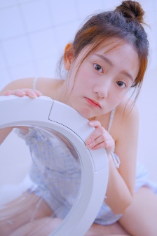 汤灿老公